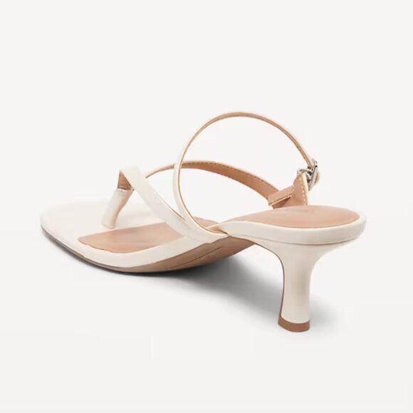 Old Navy Kitten Heel Thong Sandals in Ivory - Picture 4 of 5